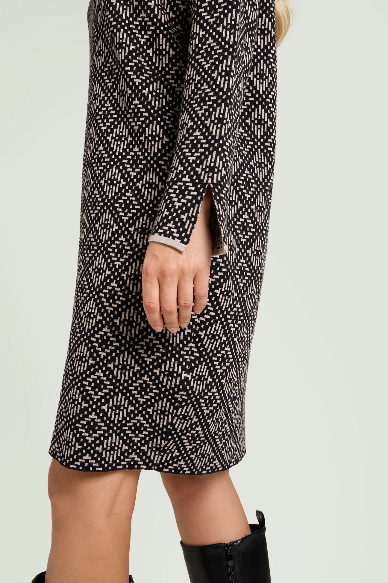 LUISA VIOLA Abito in maglia