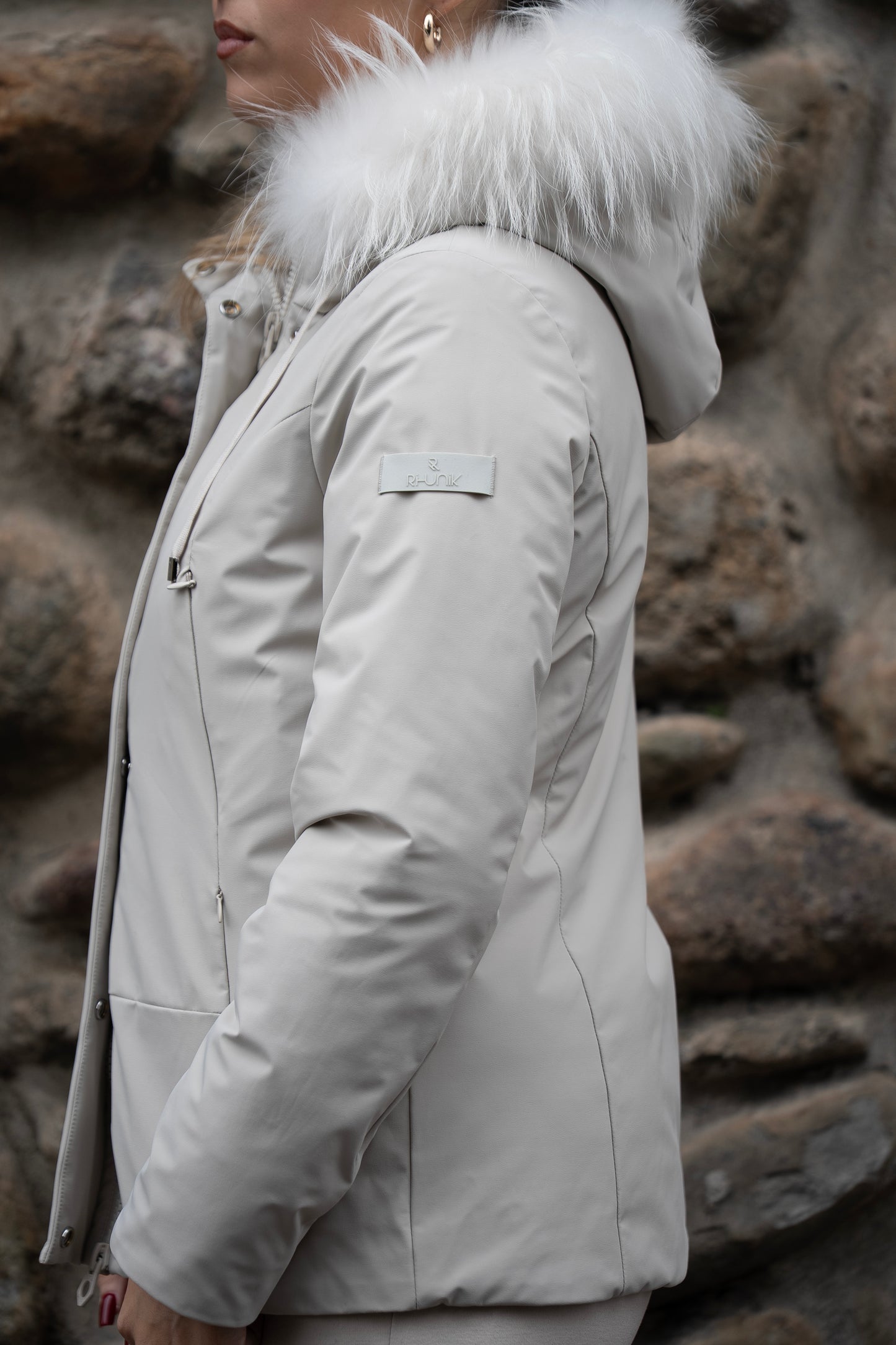 RIHUNIK cappottino corto con pelliccia