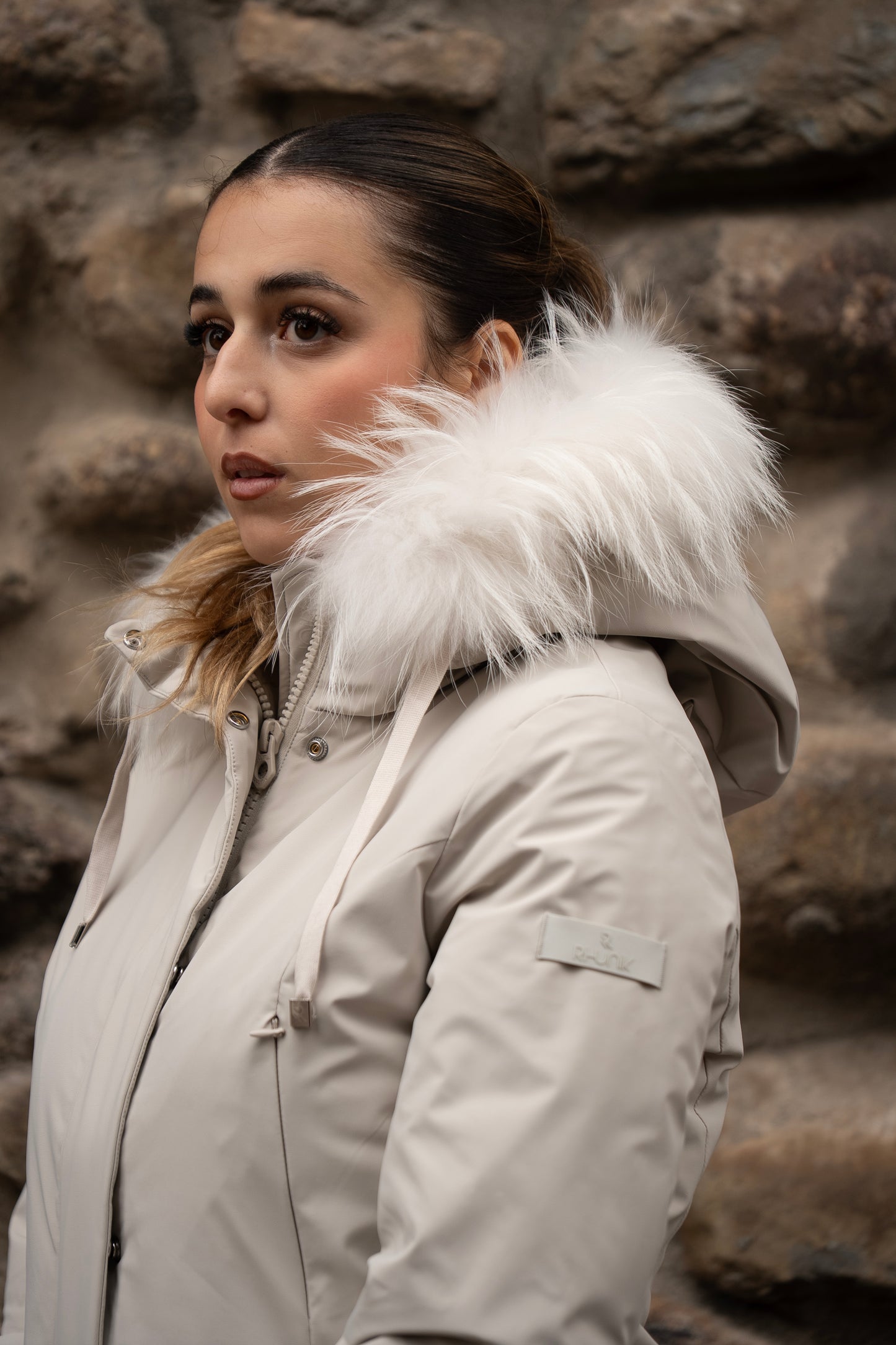 RIHUNIK cappottino corto con pelliccia