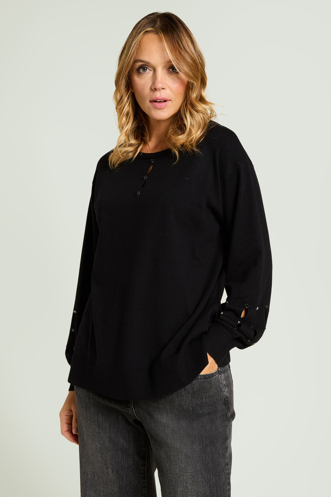 LUISA VIOLA maglia "cut on" ricamata a mano